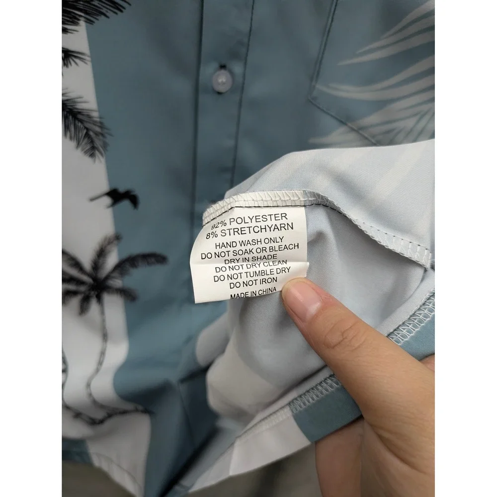 Tropical Button Up Shirt Mens Small‎ Short Sleeve Palm Tree Beach Casual Resort